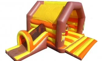 How Do You Ensure Proper Air Pressure When Installing a Jumping Castle?
